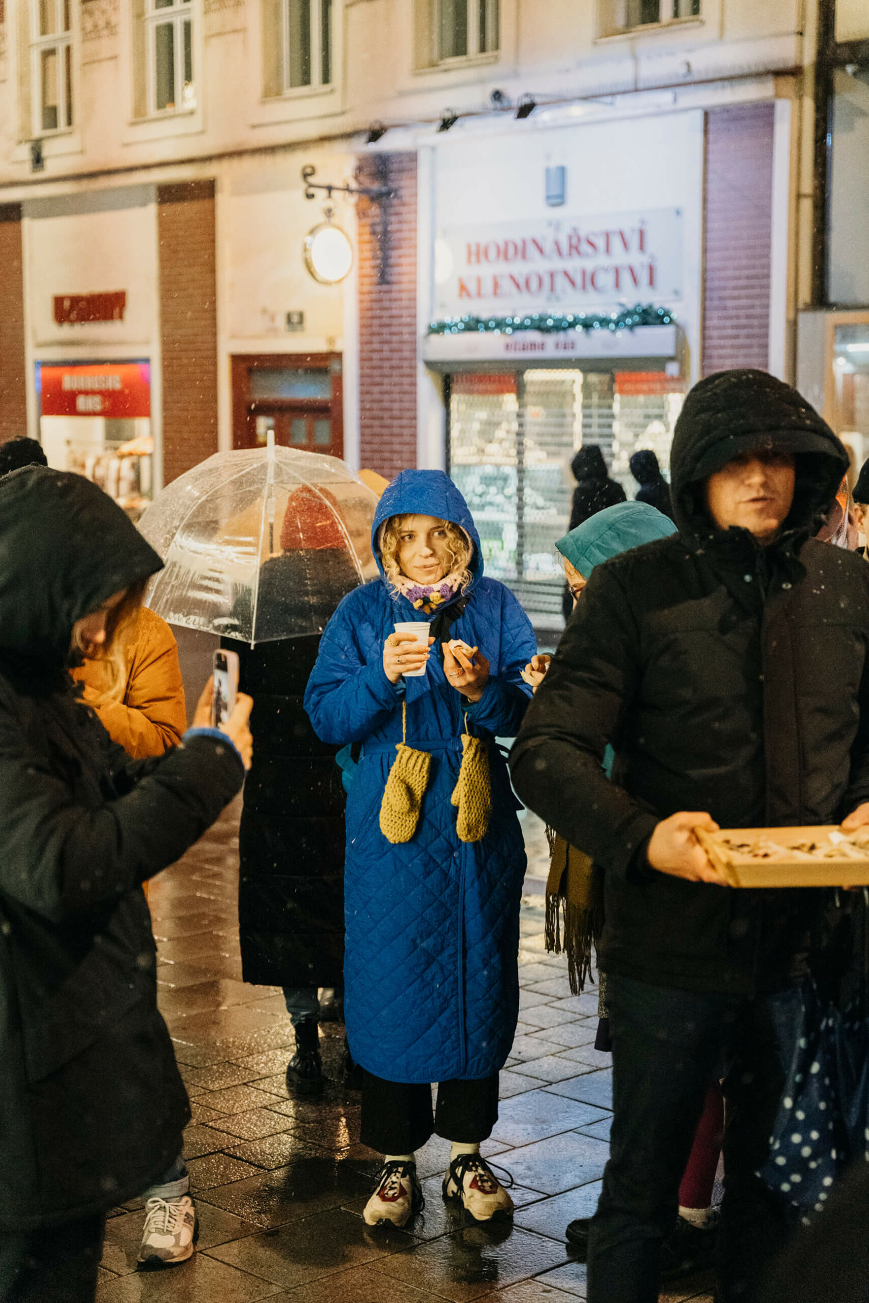 WINDOW_POP_VYCHAZKA_ORISEK_FOTO_KAROLINA_KADLCAKOVA_06